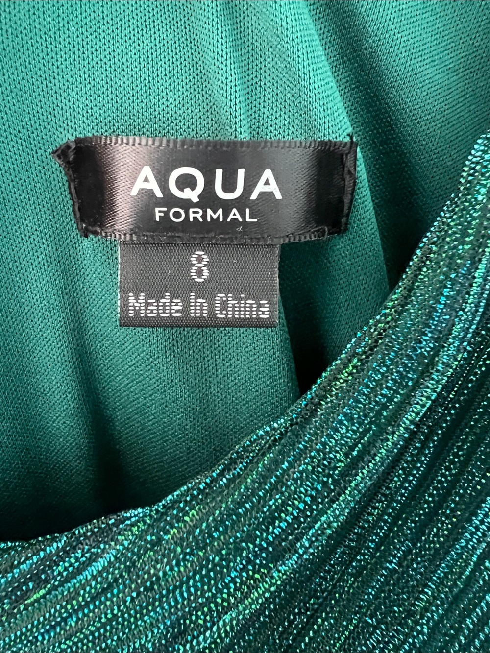 Brand new - AQUA One Shoulder Crinkled Metallic Teal Green Gown Size 8 – $278 - Picture 3 of 8